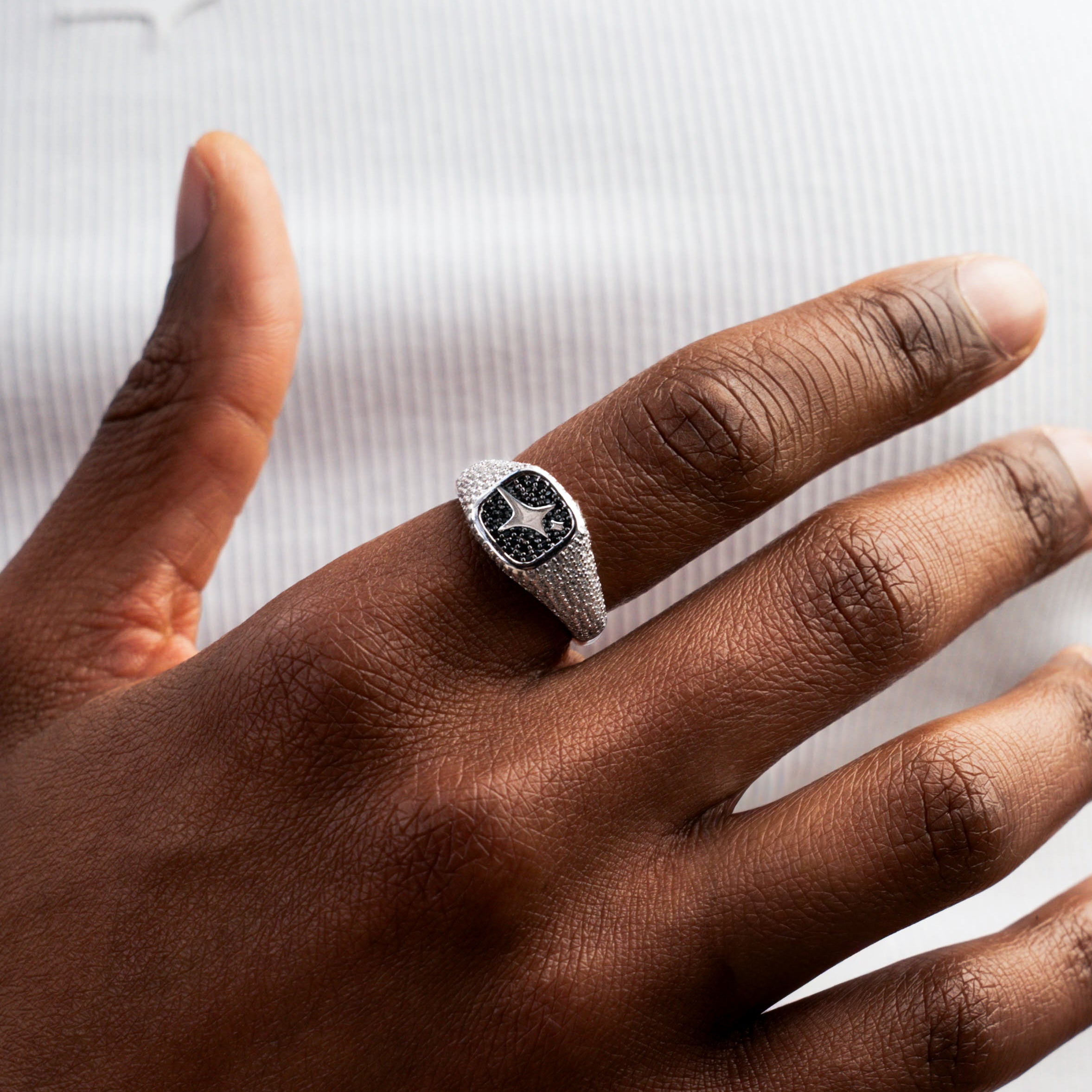 Iced Square signet ring argentée